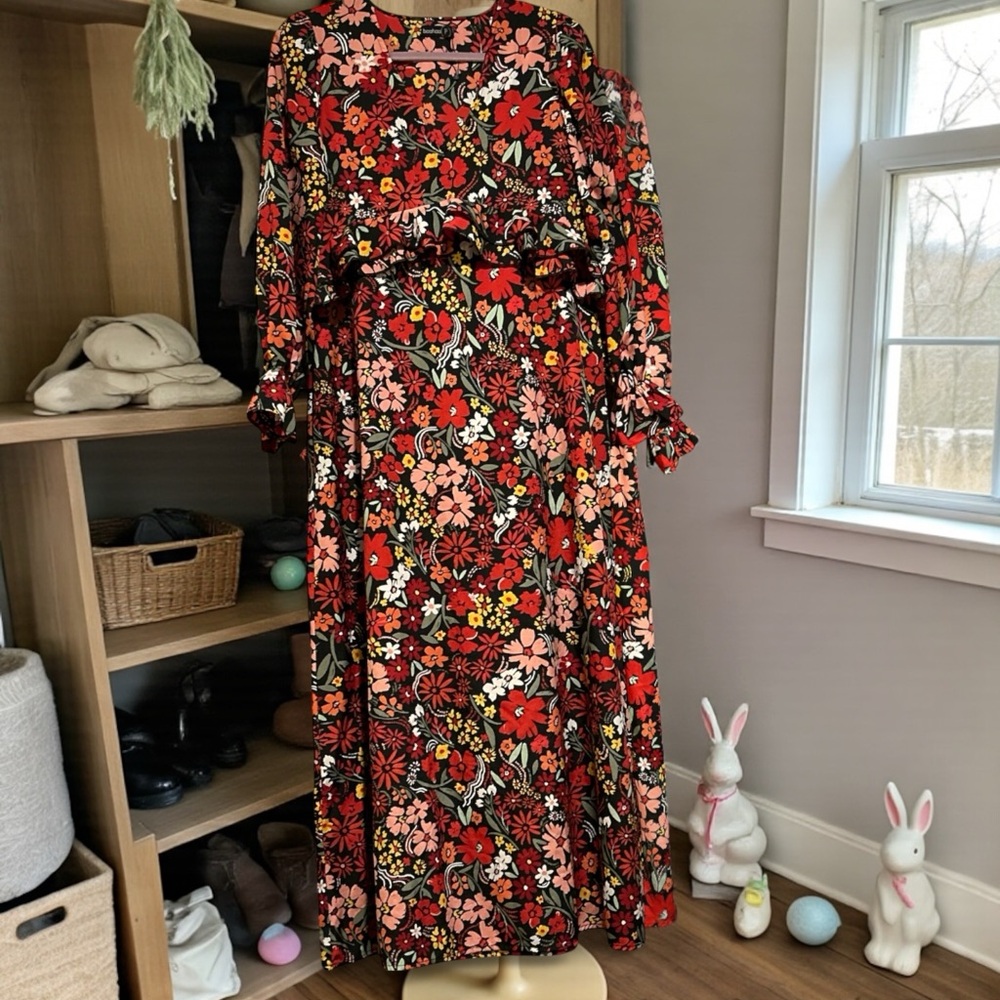 Boohoo Floral Ruffle Maxi Dress New no Tags